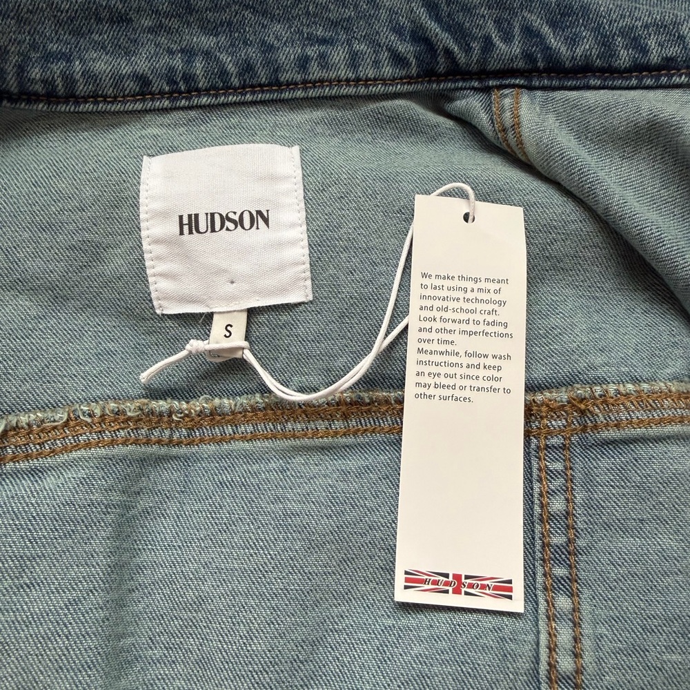 Hudson Cropped Light Wash Denim Trucker Jacket - S (2-4) - Picture 10 of 15
